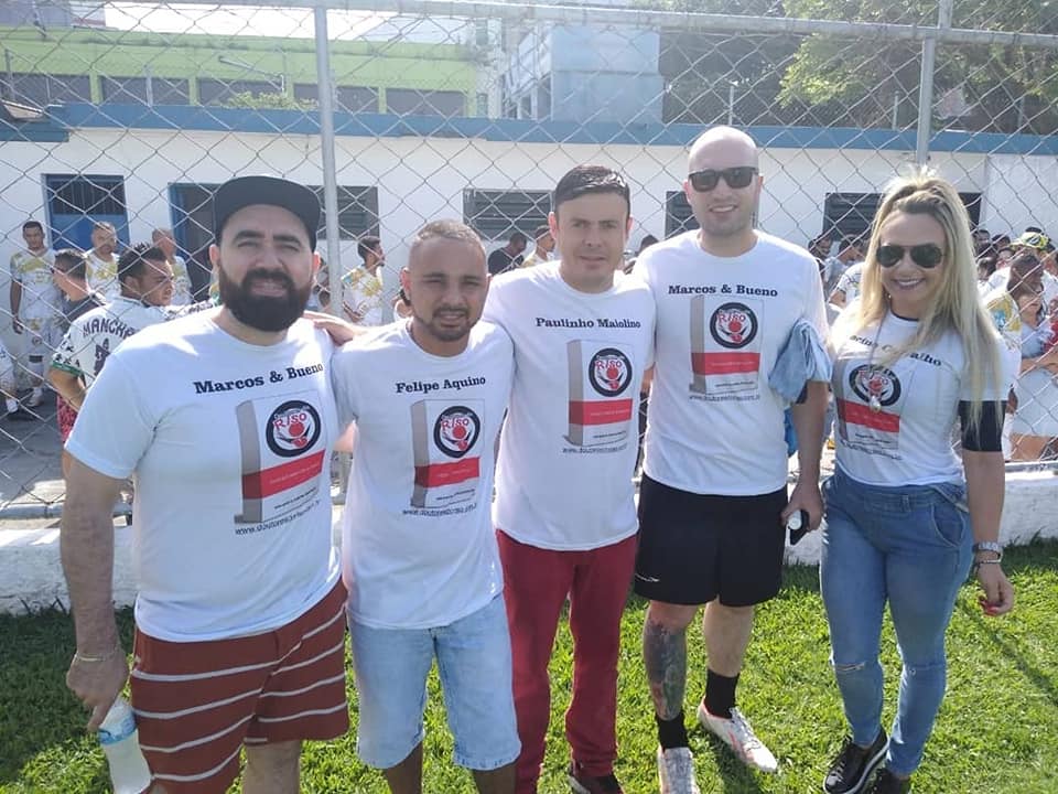 Dupla Sertaneja Marcos & Bueno com a Musa da Gaviões da Fiel Francine Carvalho apoiando o Projeto social Doutores do Riso no Futebol Solidário 2018